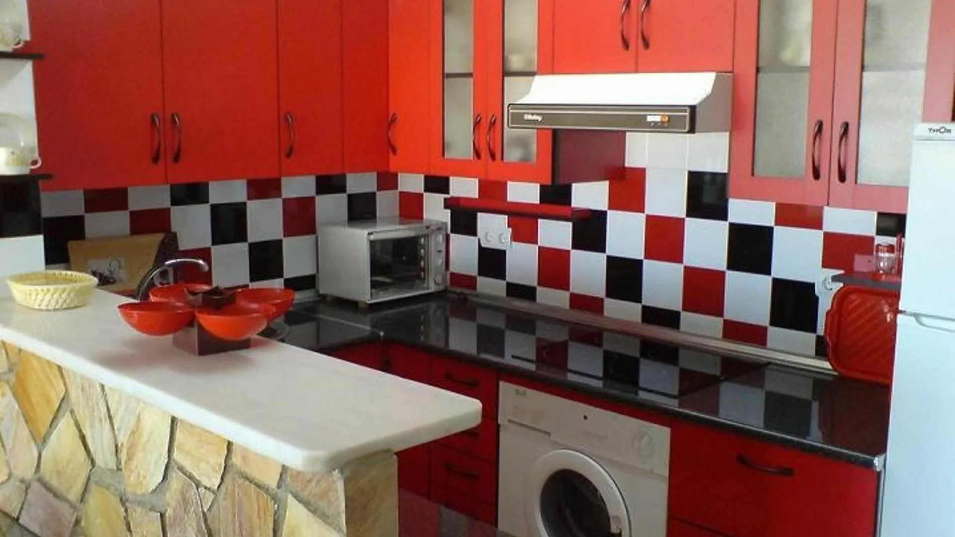 Apartment With 2 Bedrooms In Fuengirola, With Wonderful Sea View, Furnished T... Spanien